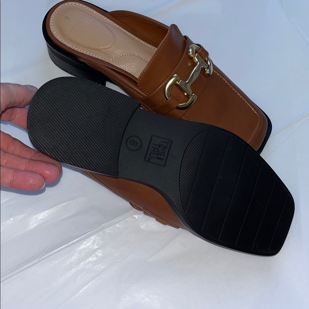 Brown Loafers/Mule slip-on shoes with Gold Buckle Woman’s size 11 - Picture 6 of 6